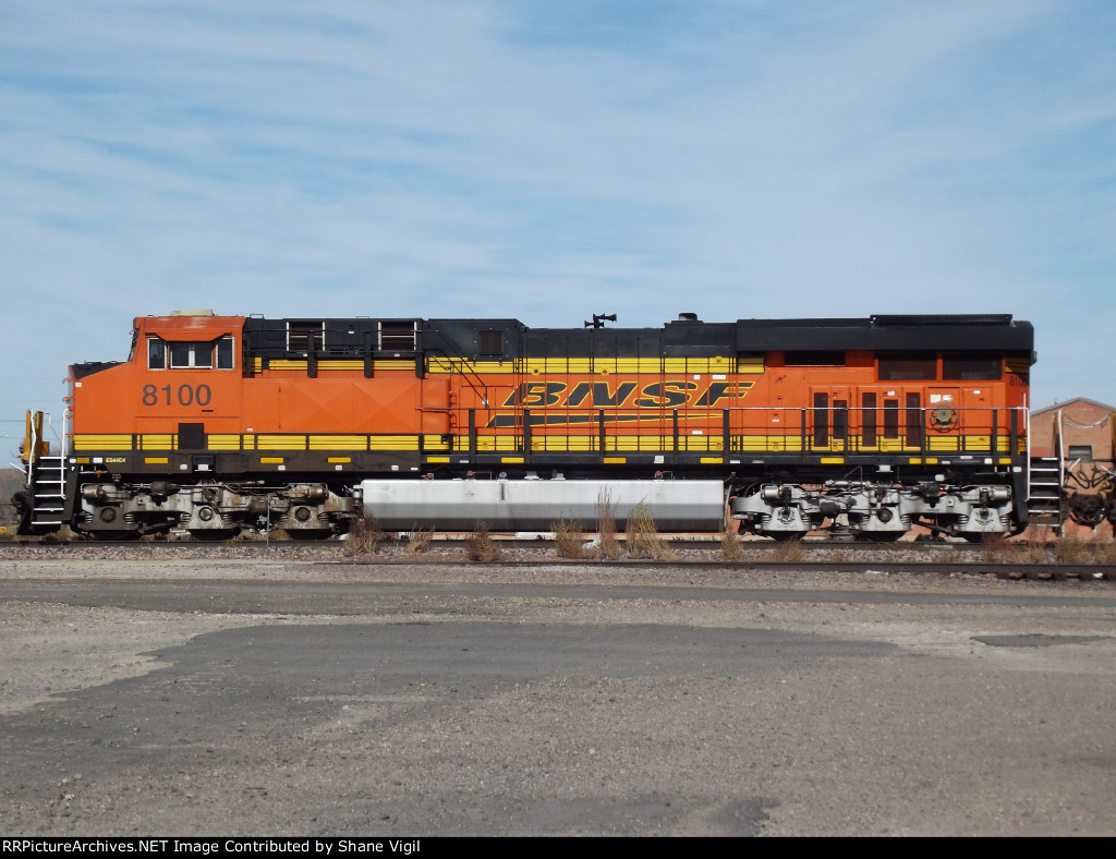 BNSF 8100